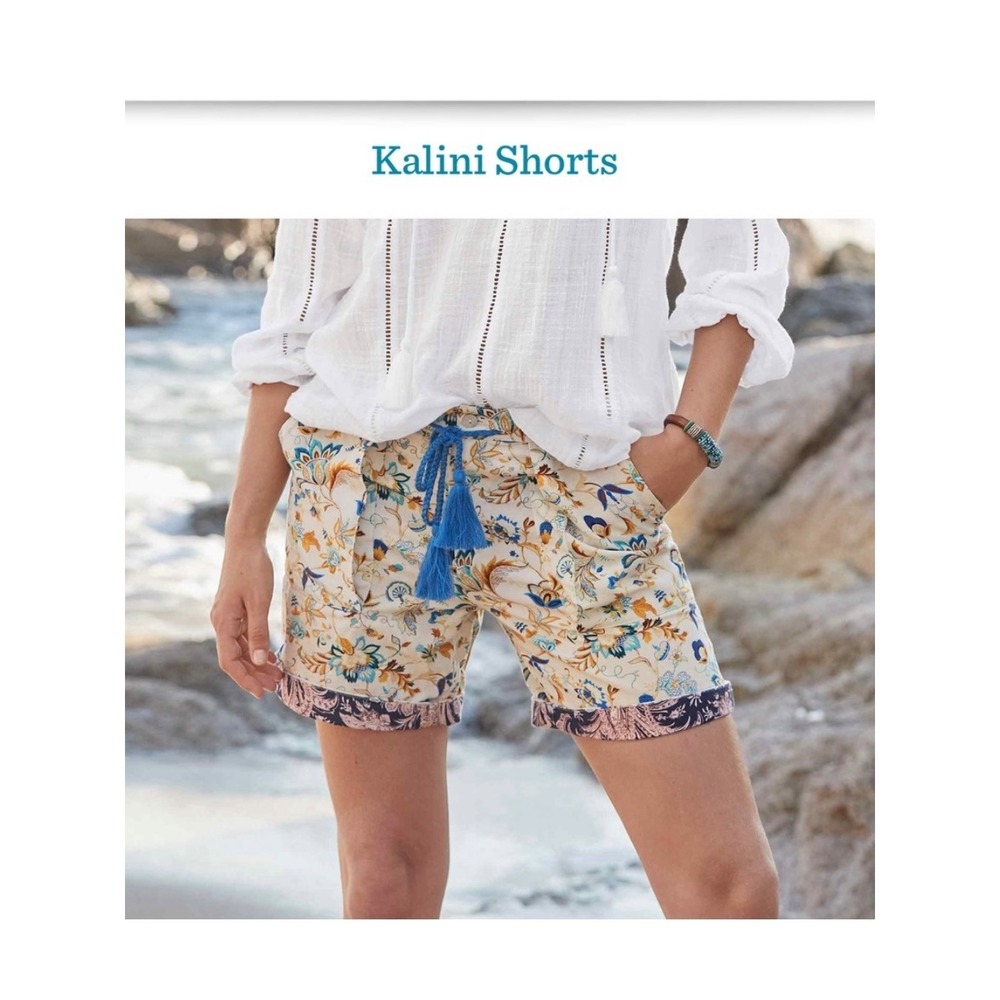 Sundance Kalini linen blend floral paisley shorts Size M tassel boho